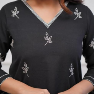 Women's-Viscose-Floral-Embroidered-Straight-Kurta-Set-with-Pant